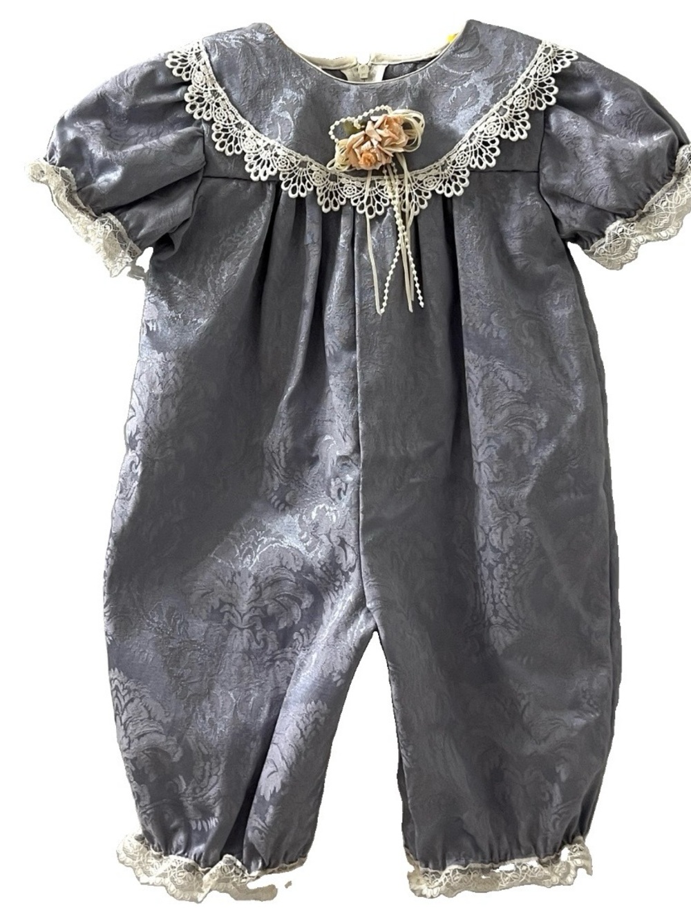Honeybee Vintage Floral Lace Baby Girl Gray White Romper Sz 18 months 80-s 90-s